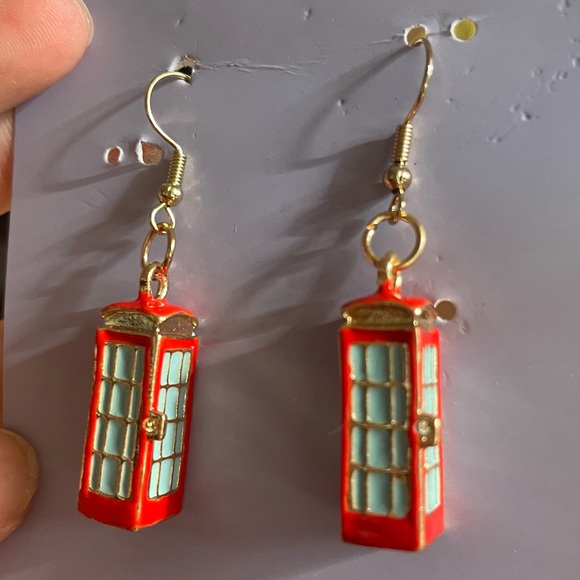 Telephone booth earrings - Picture 2 of 2